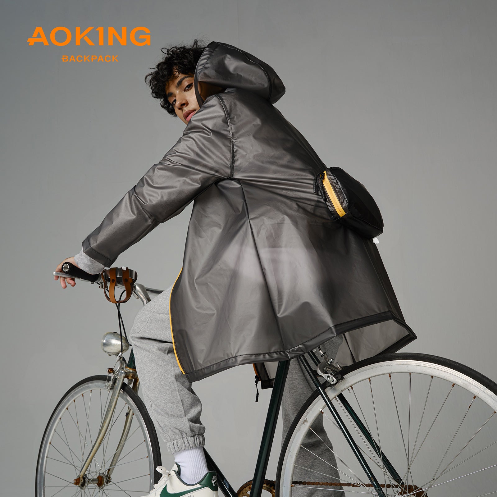 Aoking Latest Design Environmentally Friendly Material Raincoat Exchange Bag ZN3009
